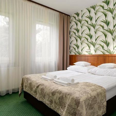 Hotel Zielony Poznan Ngoại thất bức ảnh