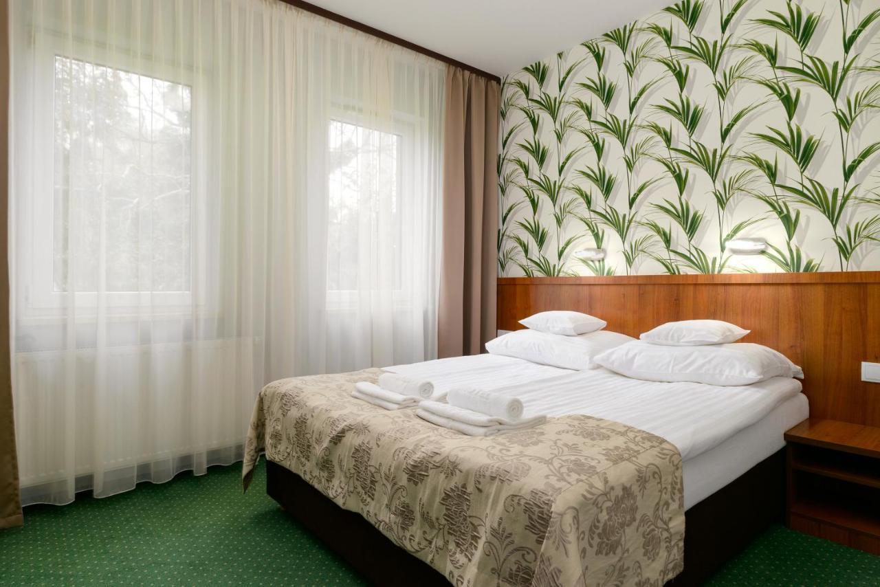 Hotel Zielony Poznan Ngoại thất bức ảnh