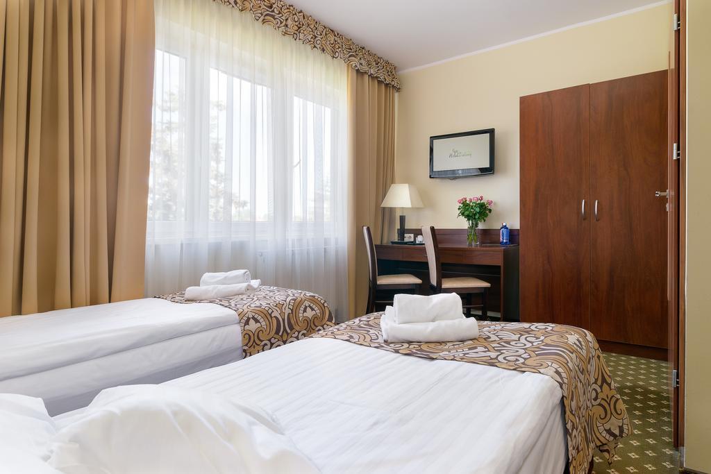 Hotel Zielony Poznan Ngoại thất bức ảnh