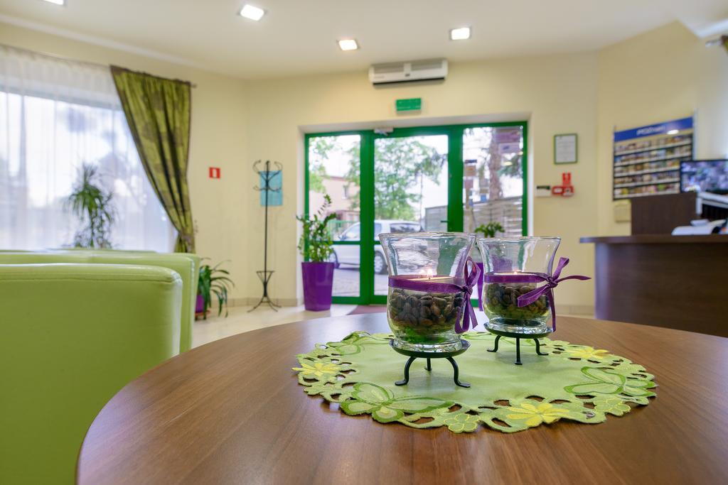 Hotel Zielony Poznan Ngoại thất bức ảnh