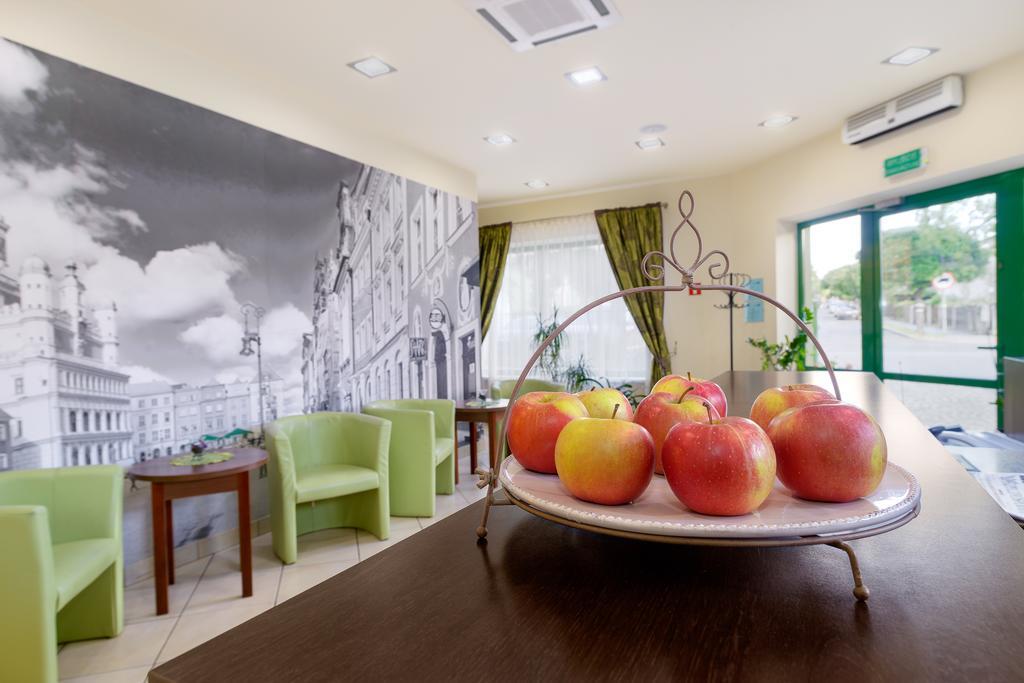 Hotel Zielony Poznan Ngoại thất bức ảnh
