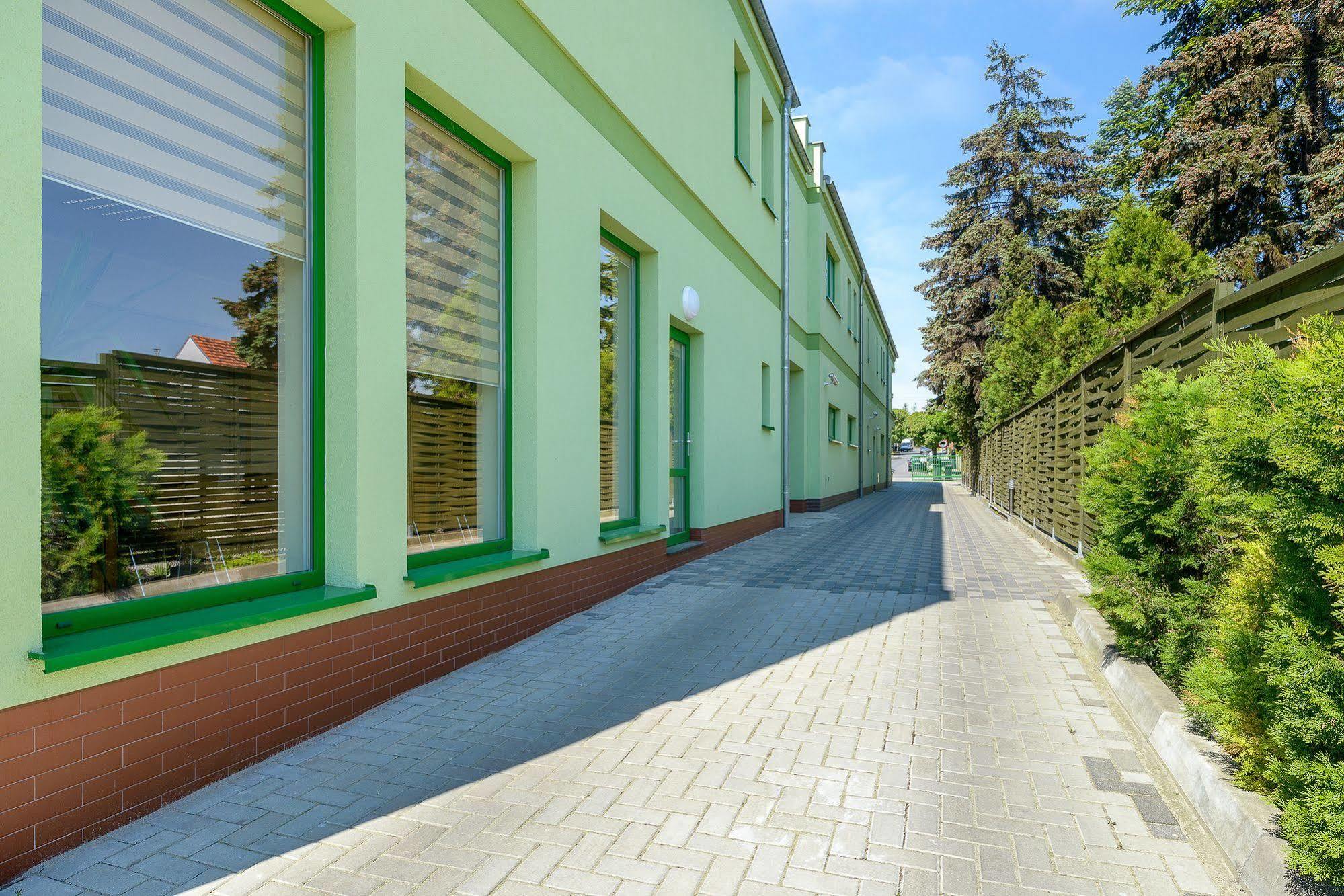 Hotel Zielony Poznan Ngoại thất bức ảnh